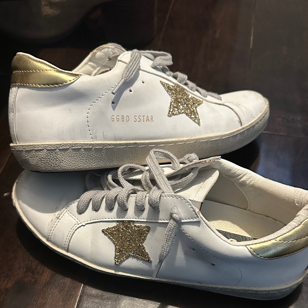 Golden Goose Dup White Sneakers with Gold Star Accents
